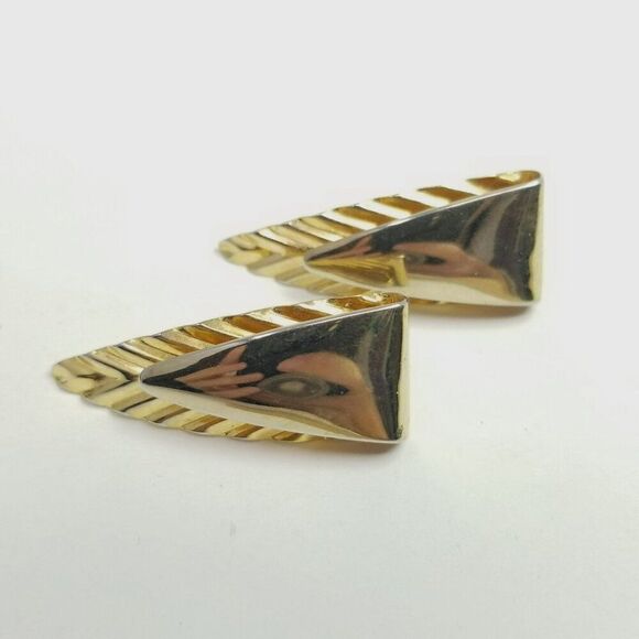 Vintage Gold Tone Triangle Shape Clip On Earrings, 80s 90s Style, Retro Estate - Picture 1 of 6